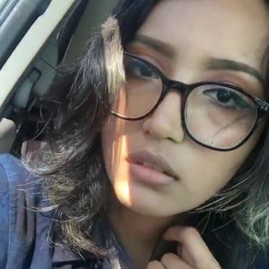 Meet your Posher, Miriam